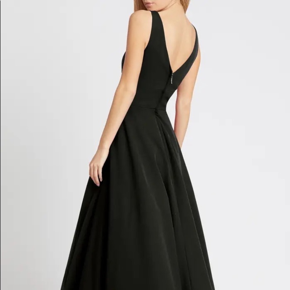 Brand new Empire Waist Ballgown
IEENA FOR MAC DUGGAL